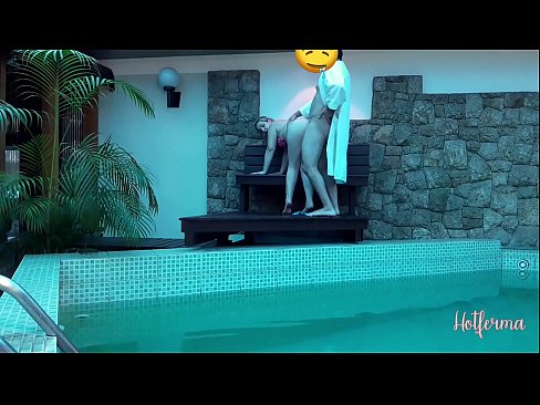 ❤️ Boss jistieden maid għall-pool, iżda ma setgħetx tirreżisti sħun Porn iebes fil-porn mt.stroybassein.ru ﹏